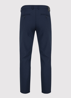 Tamsiai mėlynos vyriškos kelnės be raštų