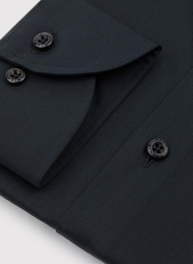 Medvilniniai juodi vyriški marškiniai