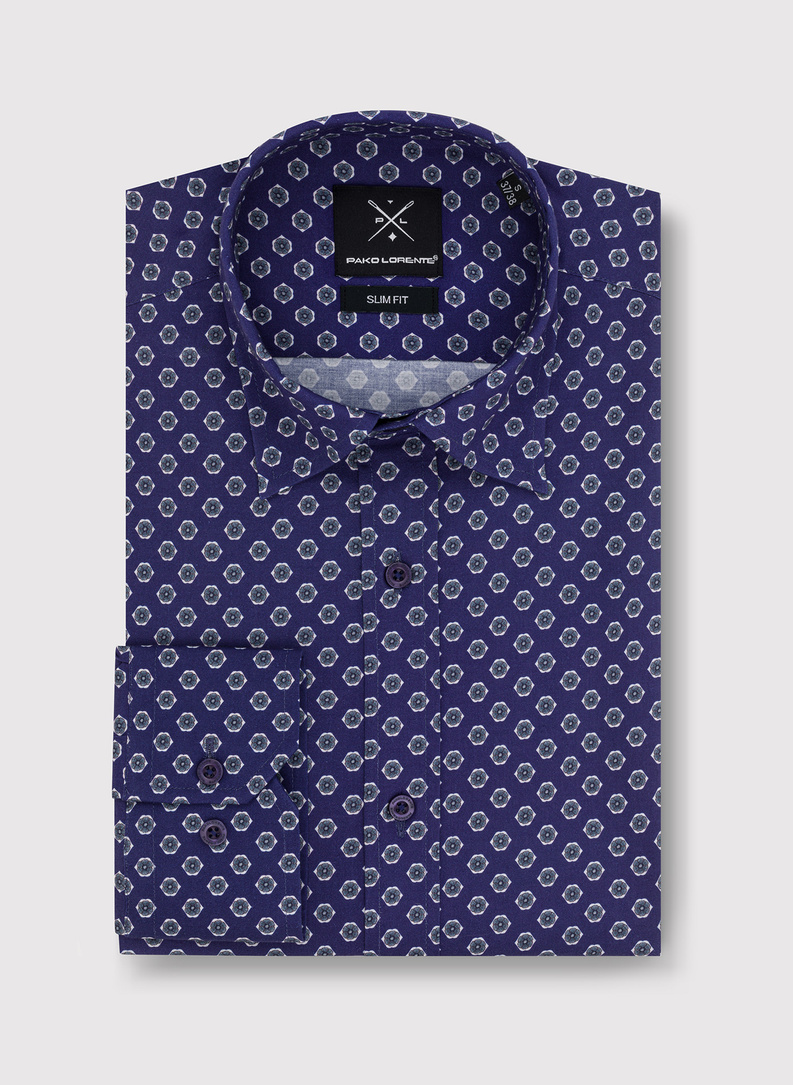 Tamsiai mėlyni vyriški marškiniai gėlytėmis