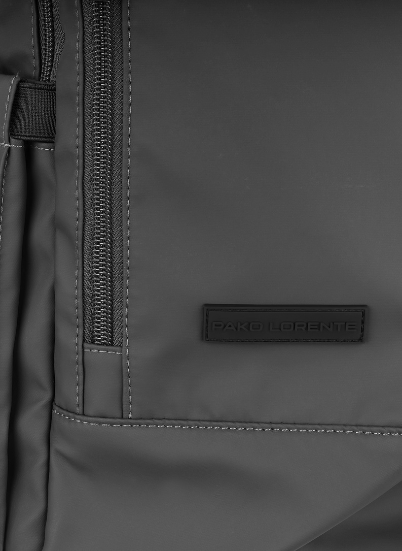 Pilka vyriška kuprinė