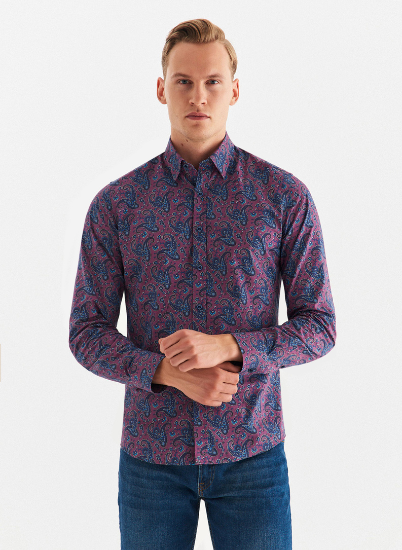 Violetiniai marškiniai peislio raštu