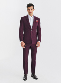 Tamsiai raudonas vyriškas kostiumas