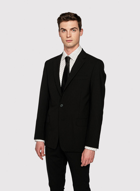 Juodos spalvos kostiuminis švarkas