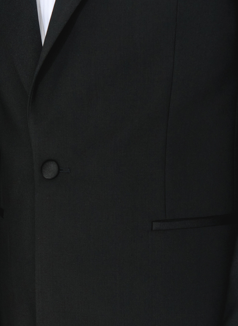 Vilnonis juodas smokingo švarkas