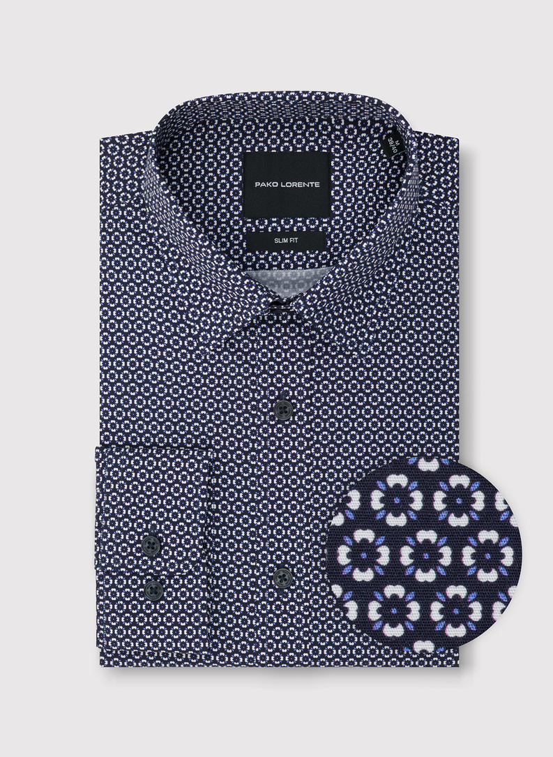 Tamsiai mėlyni gėlėti marškiniai