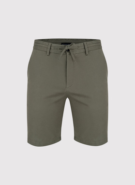 Žali vyriški šortai be raštų