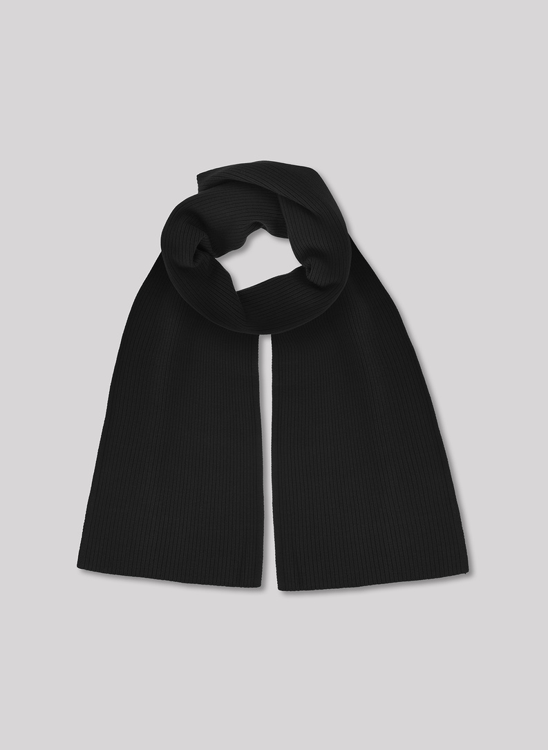 Vyriškas juodas komplektas: kepurė ir šalikas