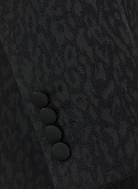 Juodas žakardinis smokingo švarkas