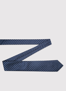 Tamsiai mėlynas vyriškas kaklaraištis gėlytėmis