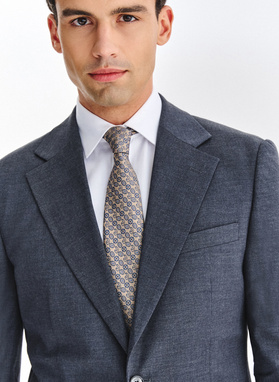 Tamsiai mėlynas kostiuminis švarkas