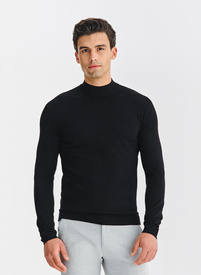 Juodas vyriškas pusgolfis