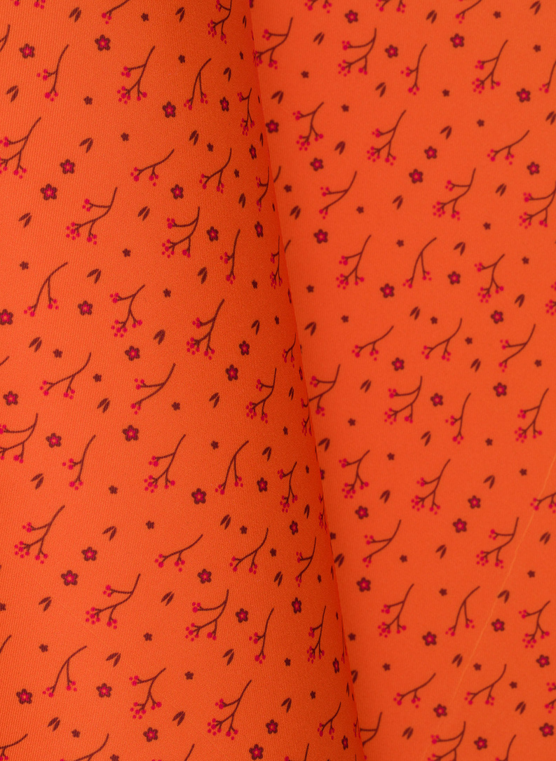 Oranžinė kišeninė nosinaitė gėlytėmis