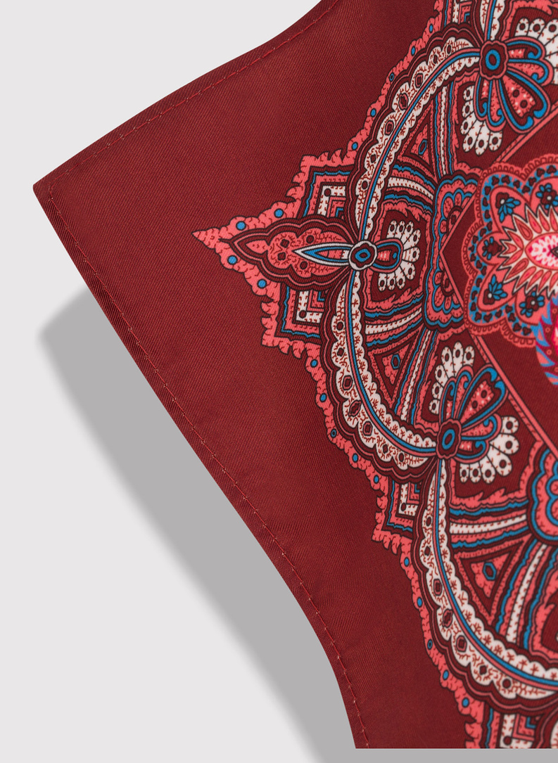 Vyšninė kišeninė nosinaitė peislio raštu