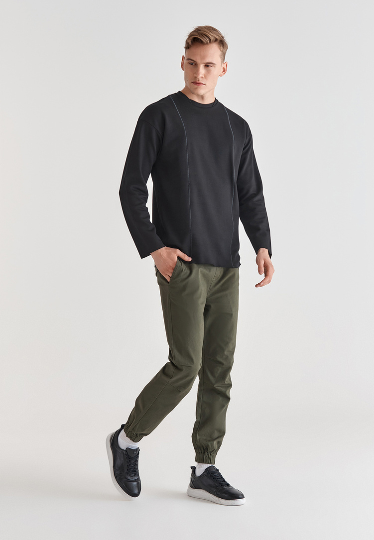 JUODAS BLUZONAS M21WF-2B-001-C