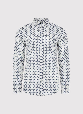 Balti marškiniai mėlynu geometriniu raštu