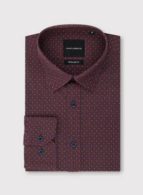 Tamsiai raudoni marškiniai geometriniu raštu