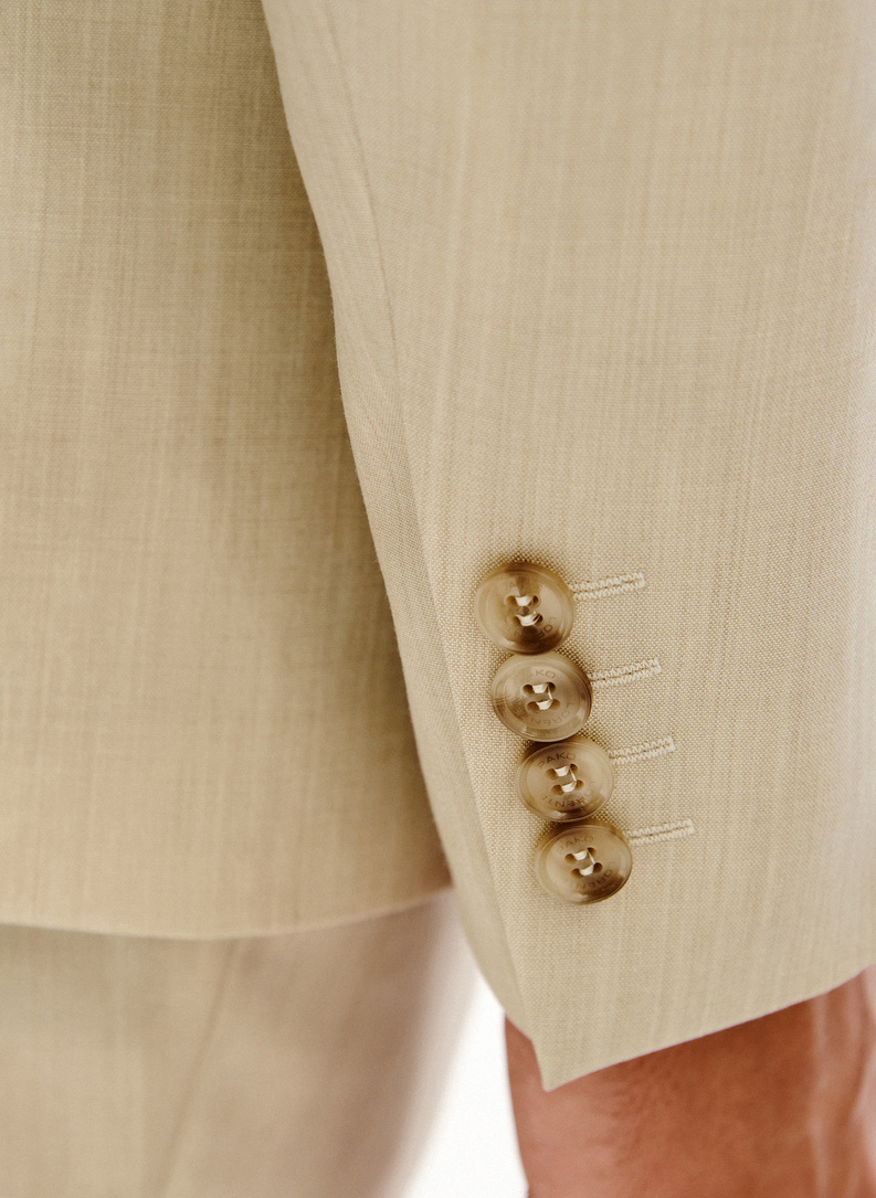 Vyriškas smėlio spalvos švarkas