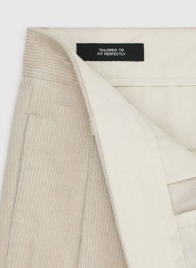 Smėlinės kelnės su klostėmis