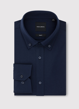 Tamsiai mėlyni marškiniai su medvilne