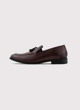Vyšniniai vyriški loaferai su kutais