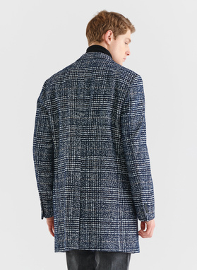 Tamsiai mėlynas languotas vyriškas lietpaltis