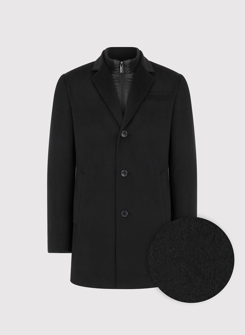 Juodas vyriškas lietpaltis su vilna