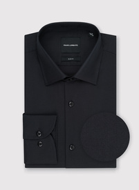 Juodi vyriški marškiniai