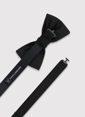 Juoda vyriška peteliškė be raštų