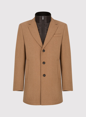 Smėlinis vyriškas lietpaltis su nusegama apykakle