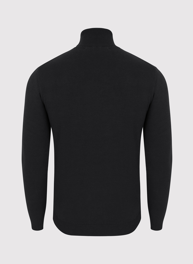 Juodos spalvos vyriškas „basic“ golfas be raštų