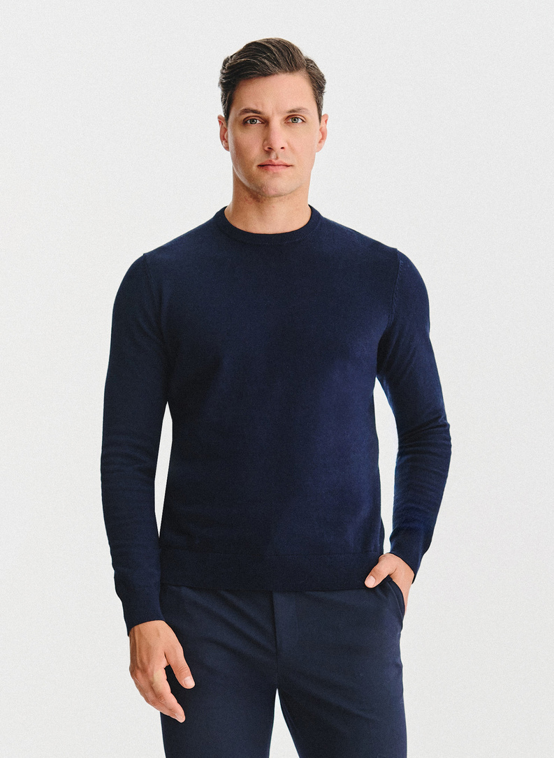 Tamsiai mėlynas medvilninis megztinis su kašmyru