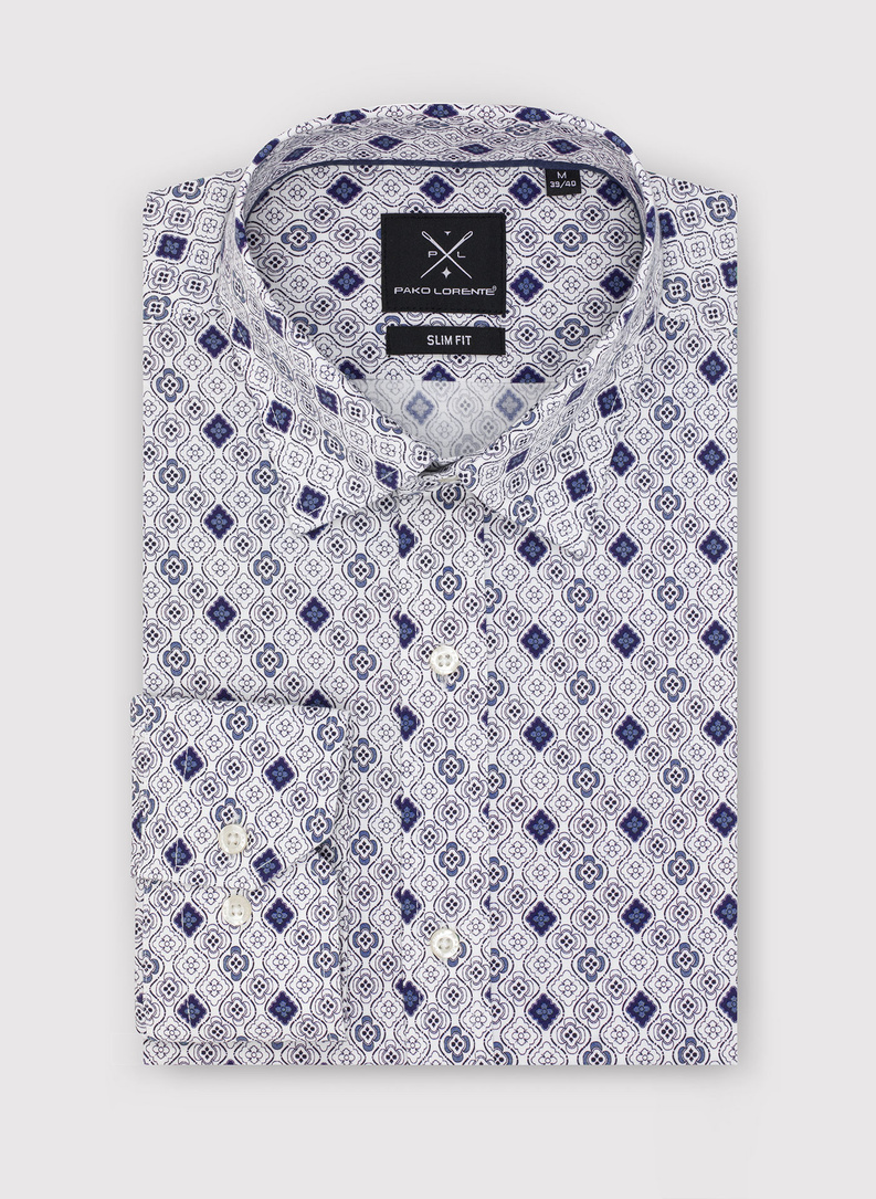 Baltos spalvos vyriški marškiniai tamsiai mėlynu raštu