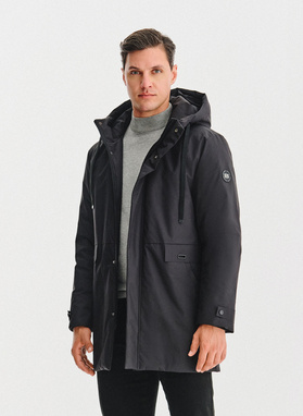 Juodos spalvos pūkinė vyriška striukė