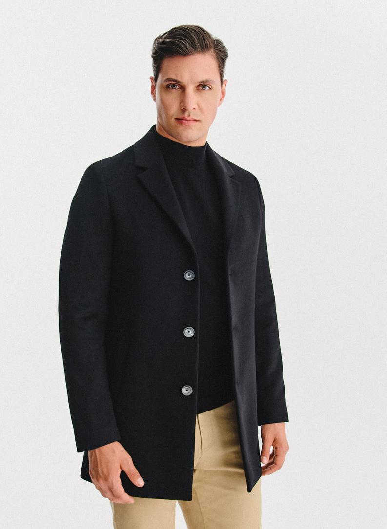 Juodas lietpaltis su vilna