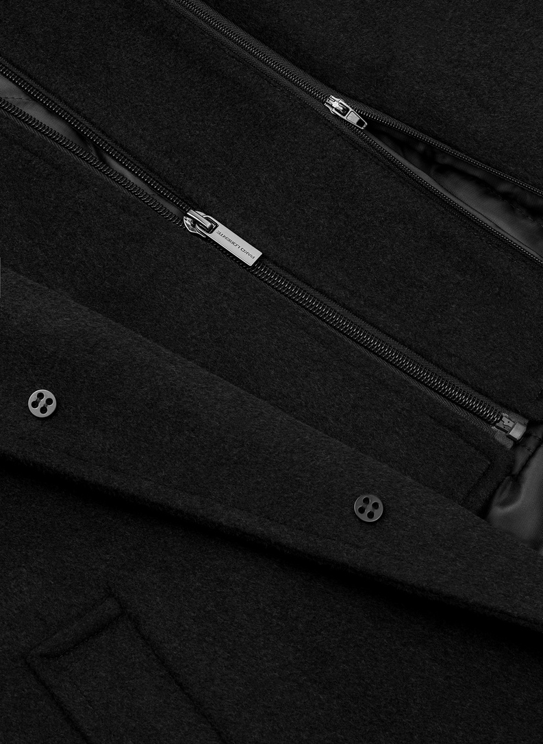 Juodas vyriškas lietpaltis su nusegama stačia apykakle