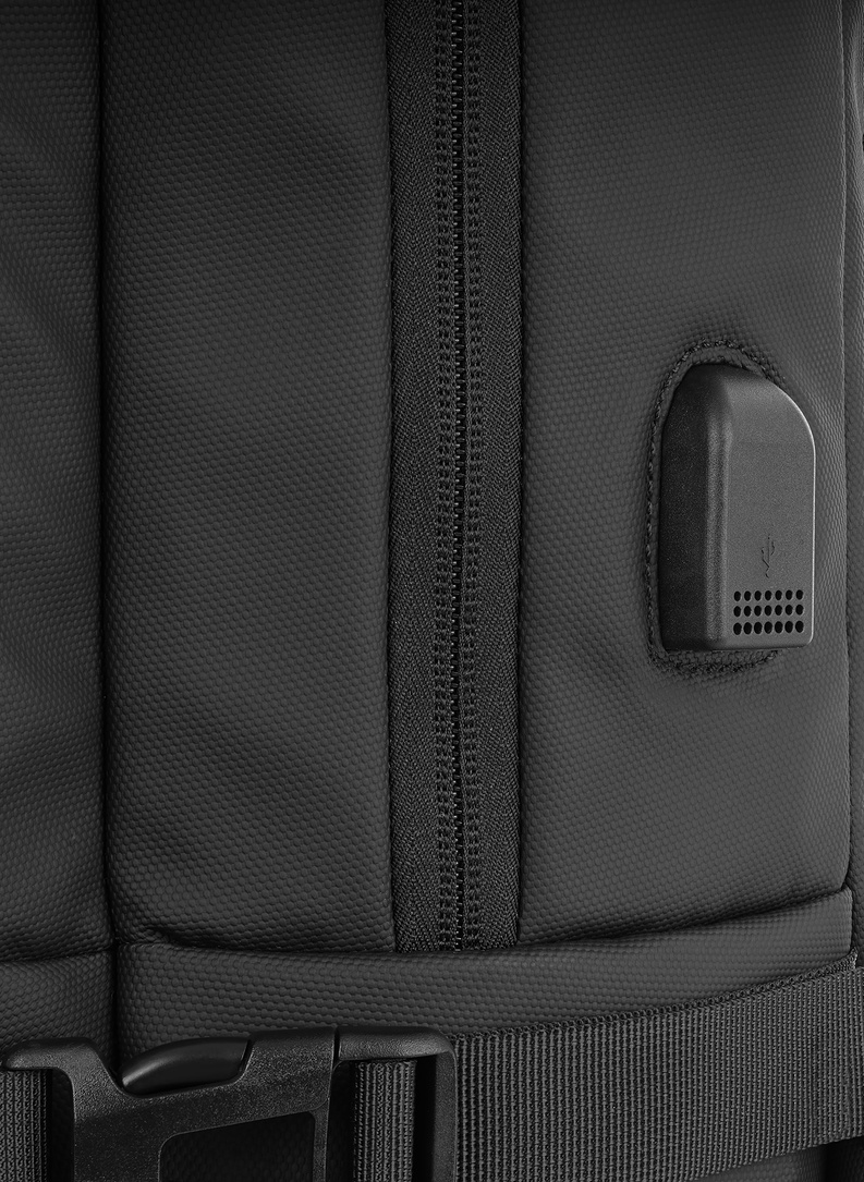 Juoda vyriška kuprinė