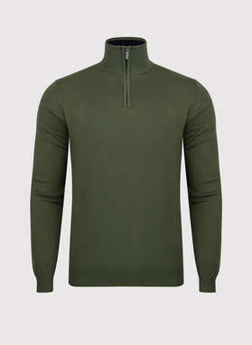 Žalias megztinis su užtrauktuku sagstoma aukšta stačia apykakle