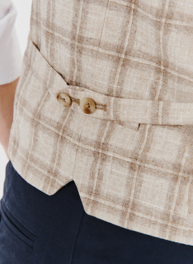 Languota vienaeilė vyriška liemenė