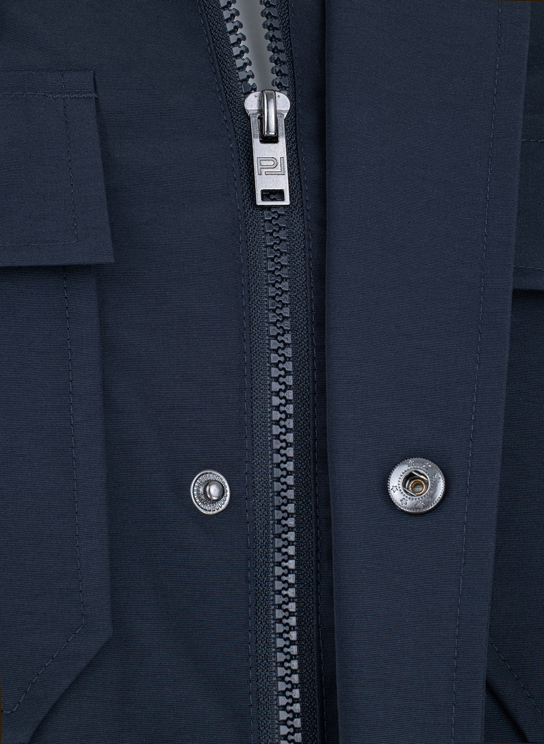  Tamsiai mėlynas švarkas su gobtuvu