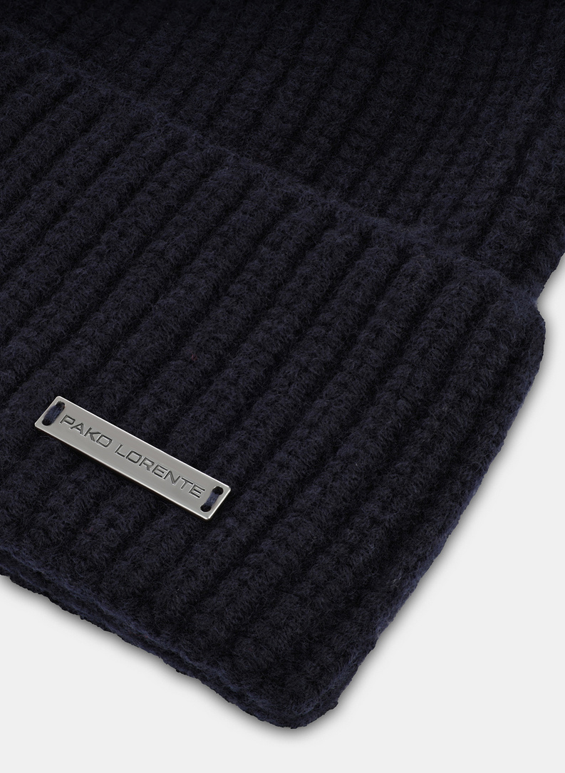 Tamsiai mėlyna vilnonė vyriška kepurė