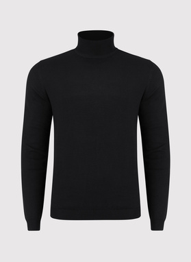 Juodas vyriškas pusgolfis be raštų