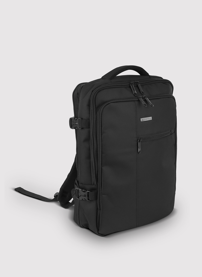 Juoda vyriška kuprinė su USB