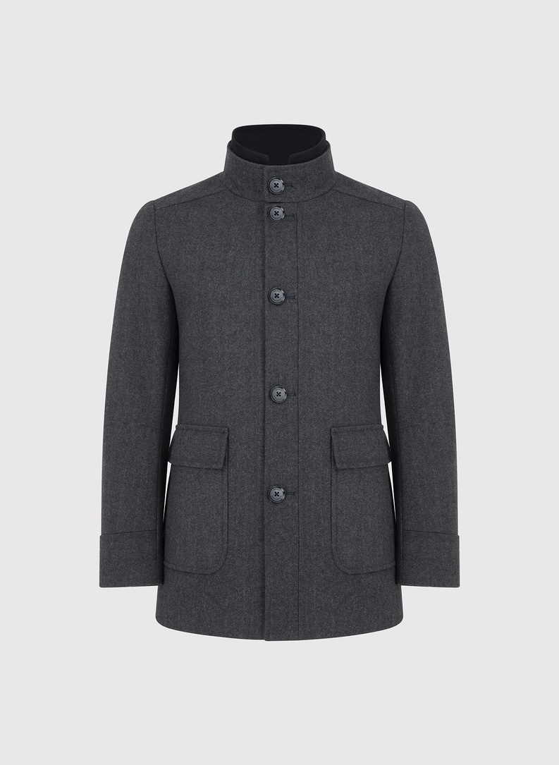 Sagomis sagstomas pilkas lietpaltis