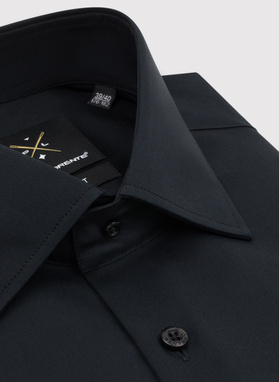 Medvilniniai juodi vyriški marškiniai