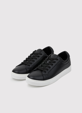 Juodi vyriški sportbačiai