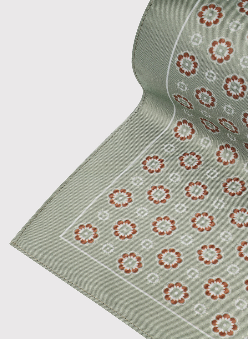 Alyvuogių spalvos raštuota kišeninė nosinaitė