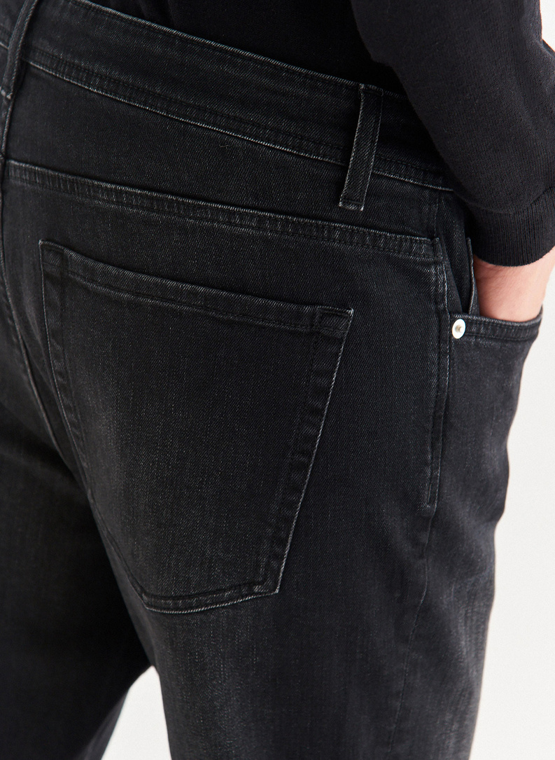 Juodos vyriškos džinsinės kelnės