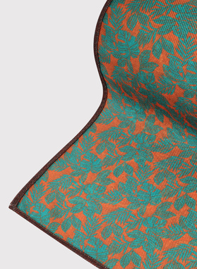 Dvipusė vyriška kišeninė nosinaitė peislio raštu