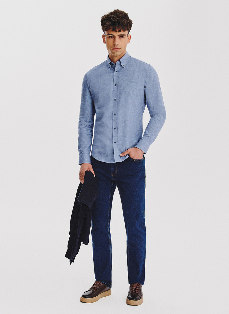 Tamsiai mėlyni marškiniai skalikų dantų raštu