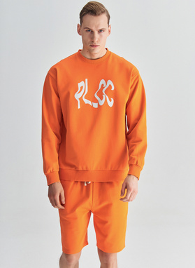 Oranžinis didelio dydžio bluzonas apvalia iškirpte C22SF-2B-001-P-0